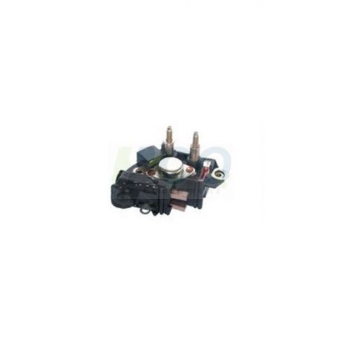 Regulator de tensiune