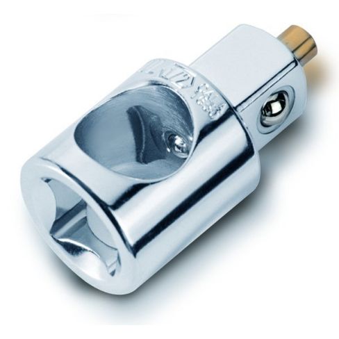 Adaptor Adaptor