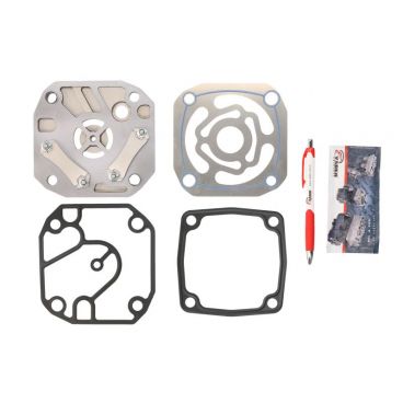 Compressor head intermediate plate