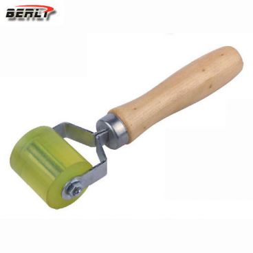 Aparat pentru service anvelopa